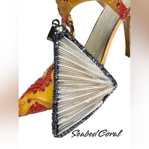 Seabed coral Cream and black Statement pendant -natural